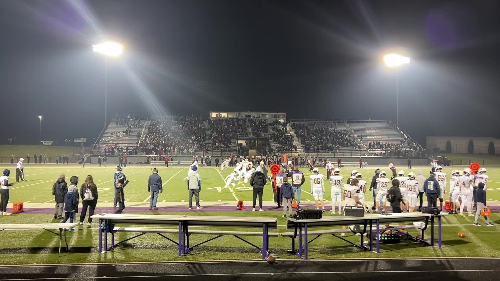 Final play of Belleville's state semifinal loss to Lomira